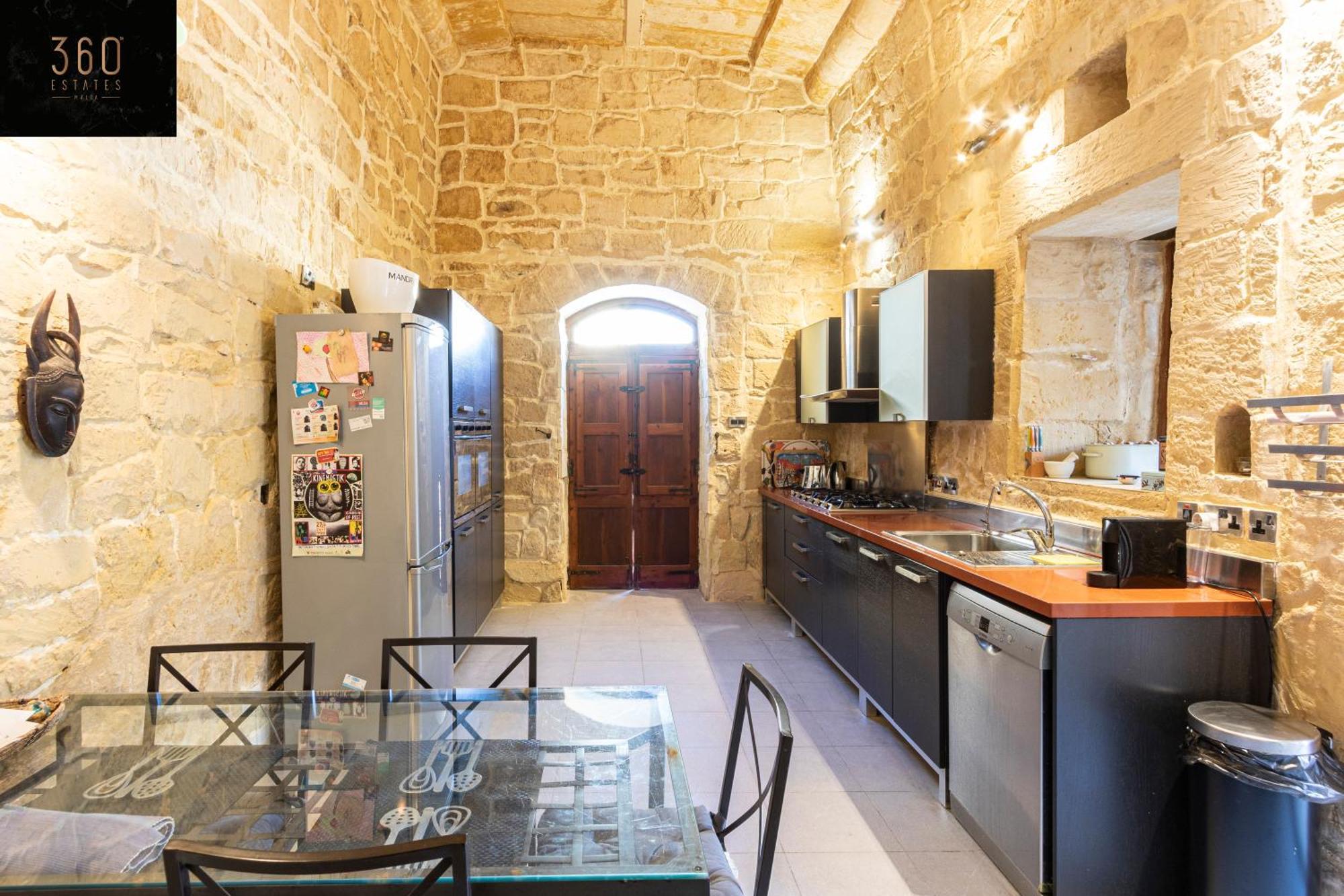 Holiday home A Stunning, Townhouse With Magnificent Pool Area By 360 Estates