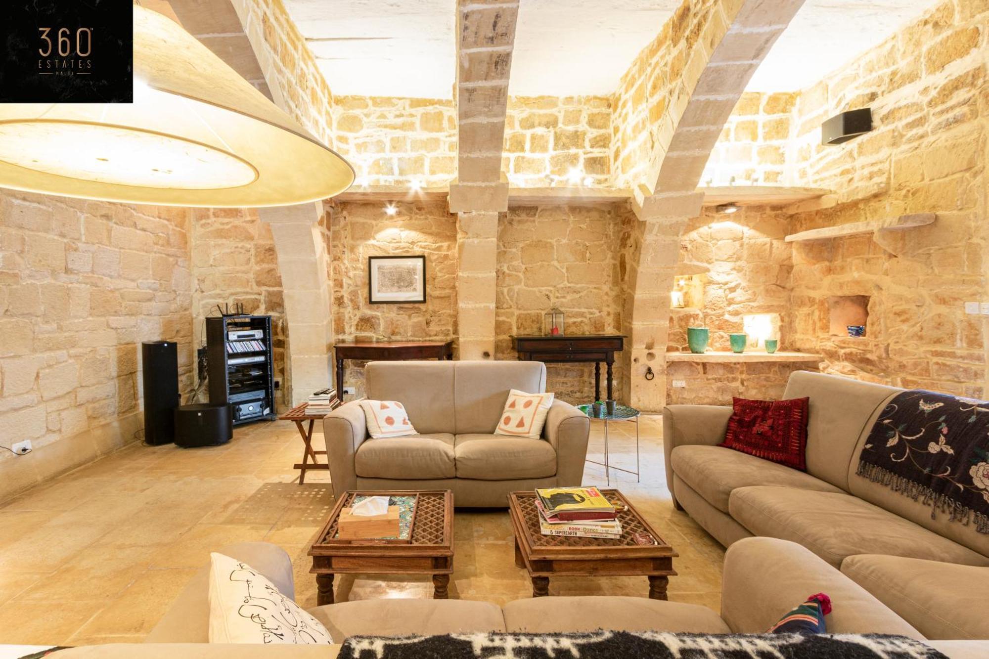 Holiday home A Stunning, Townhouse With Magnificent Pool Area By 360 Estates